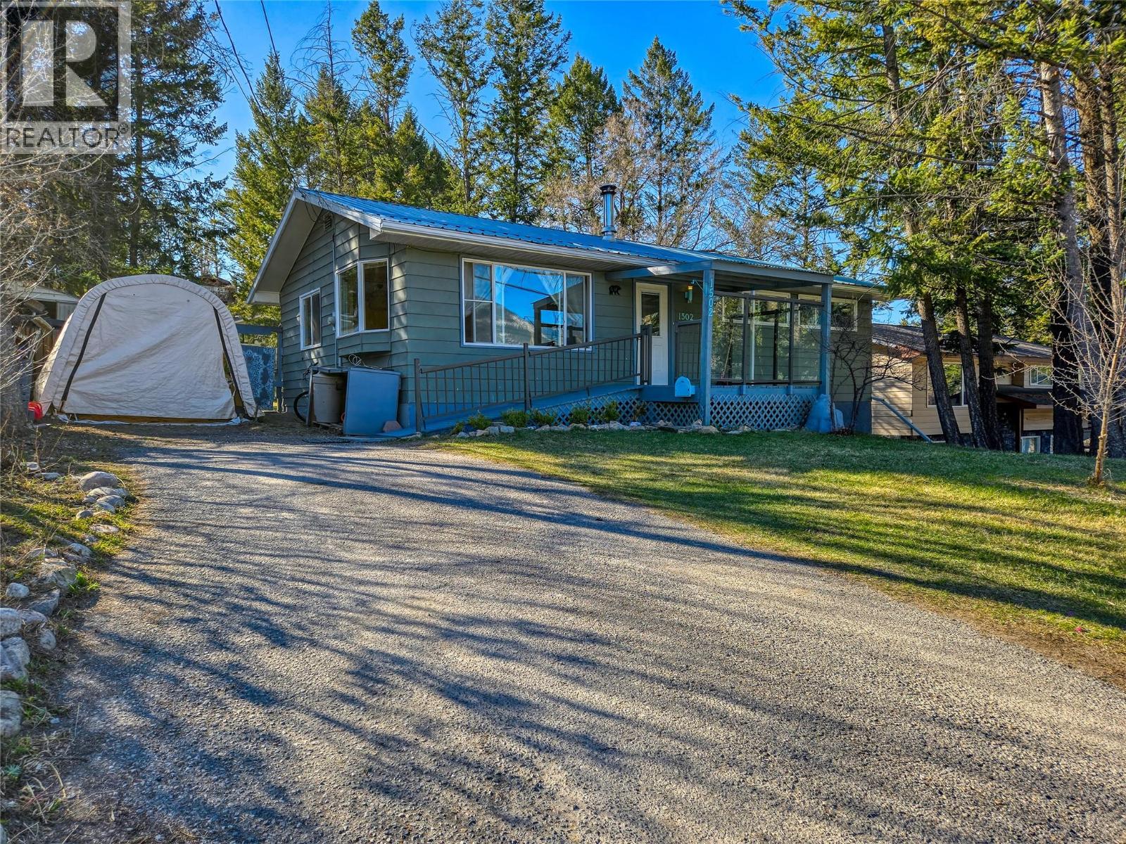 1502 10th Avenue, Invermere, British Columbia
