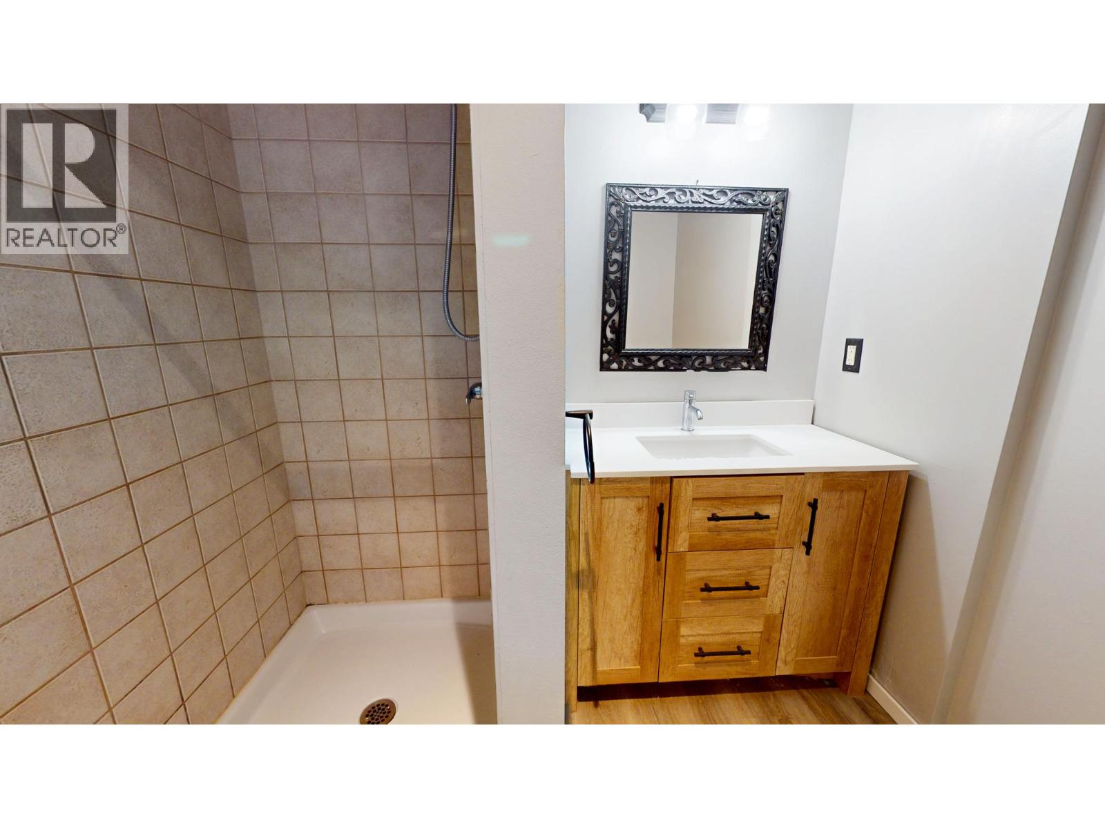 1502 10th Avenue, Invermere, British Columbia  v0a 1k0 - Photo 41 - 10382138