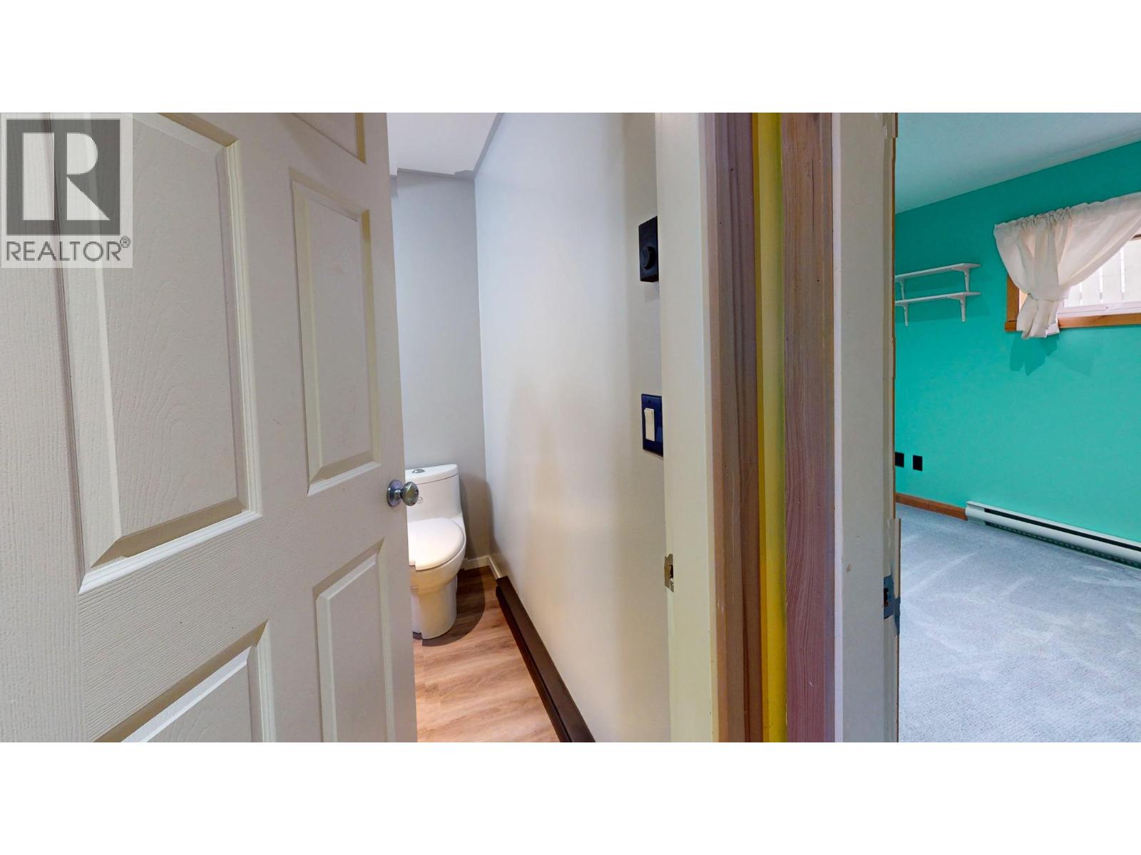 1502 10th Avenue, Invermere, British Columbia  v0a 1k0 - Photo 40 - 10382138