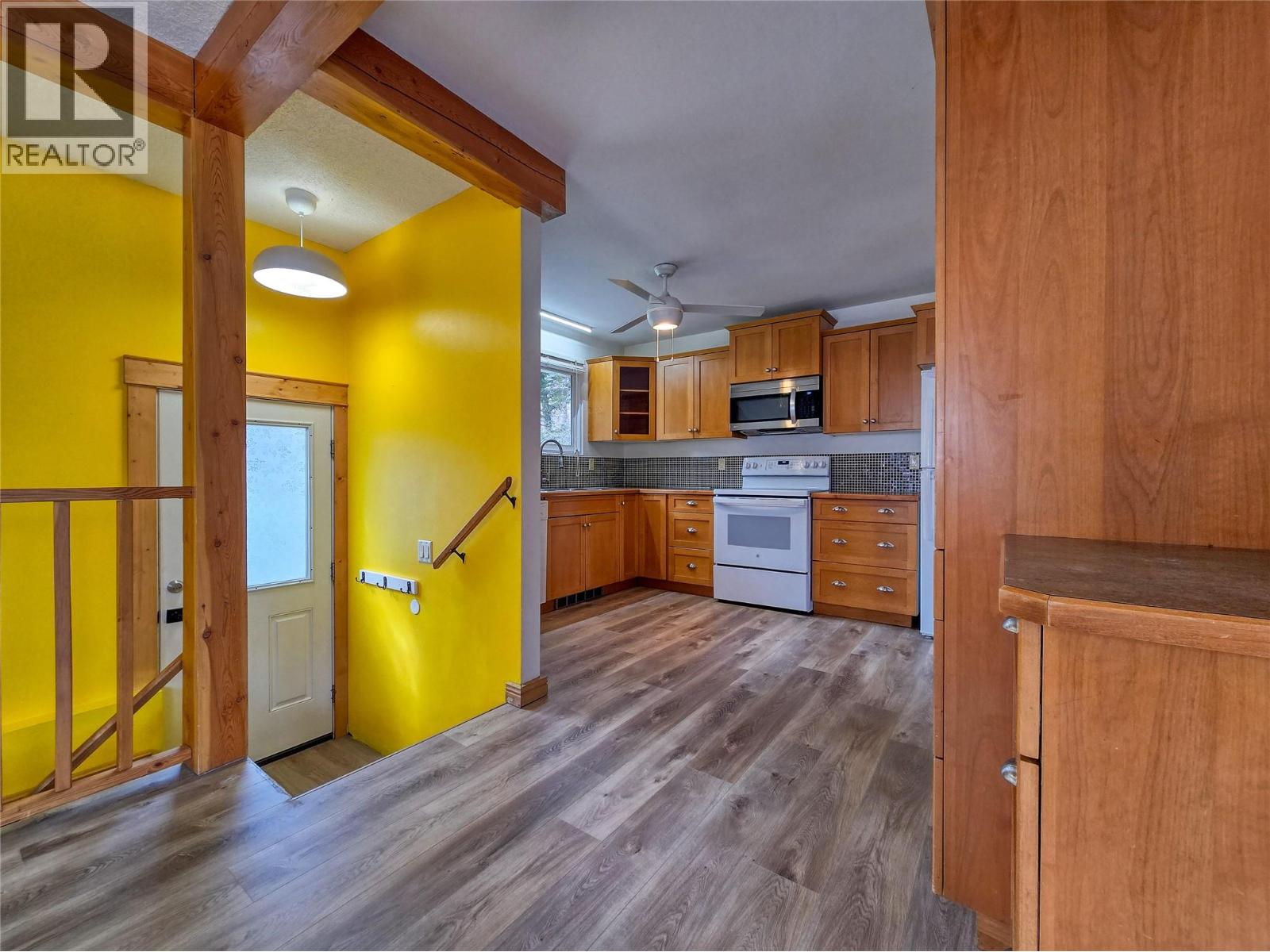 1502 10th Avenue, Invermere, British Columbia  v0a 1k0 - Photo 13 - 10382138