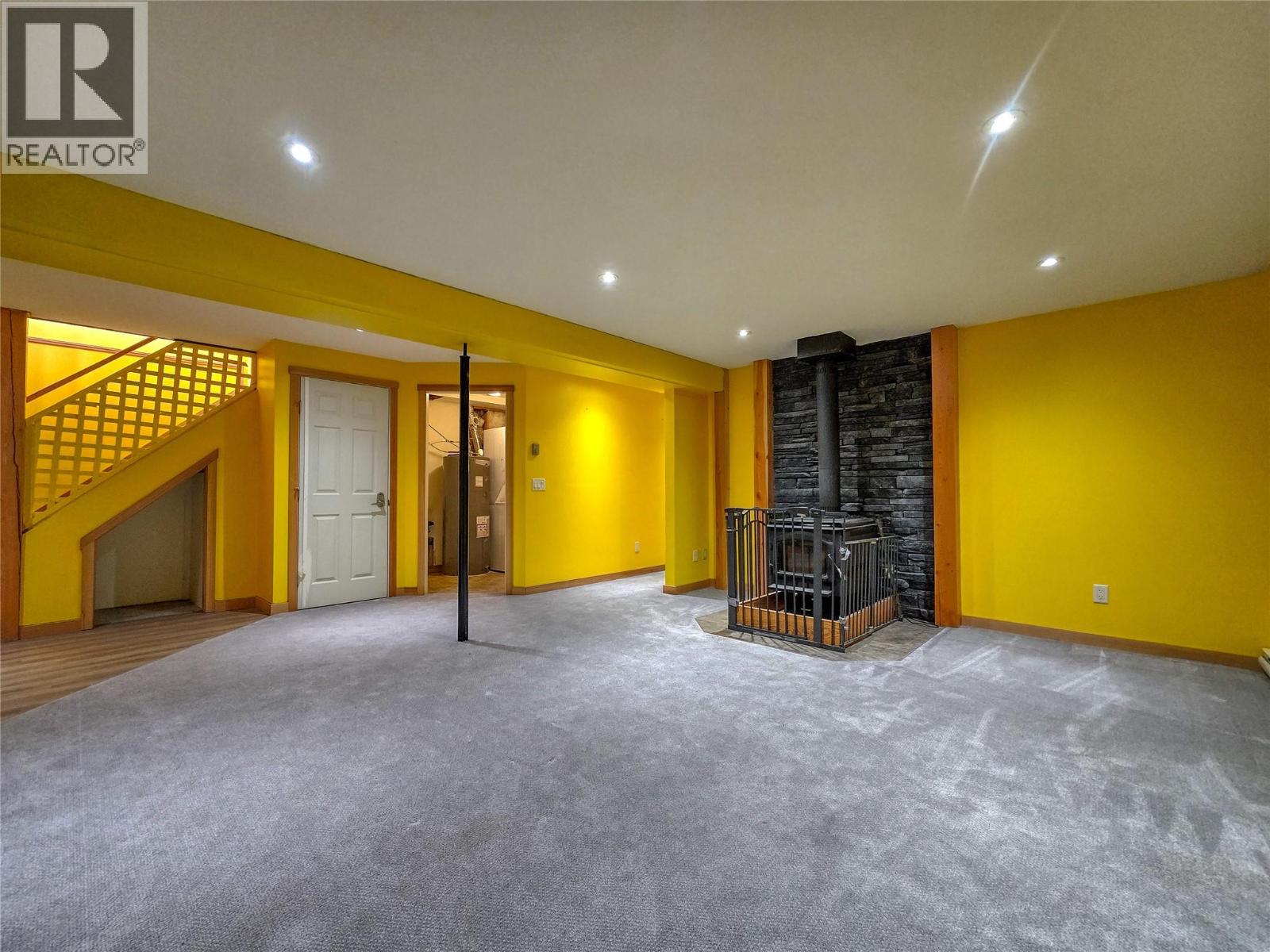 1502 10th Avenue, Invermere, British Columbia  v0a 1k0 - Photo 36 - 10382138