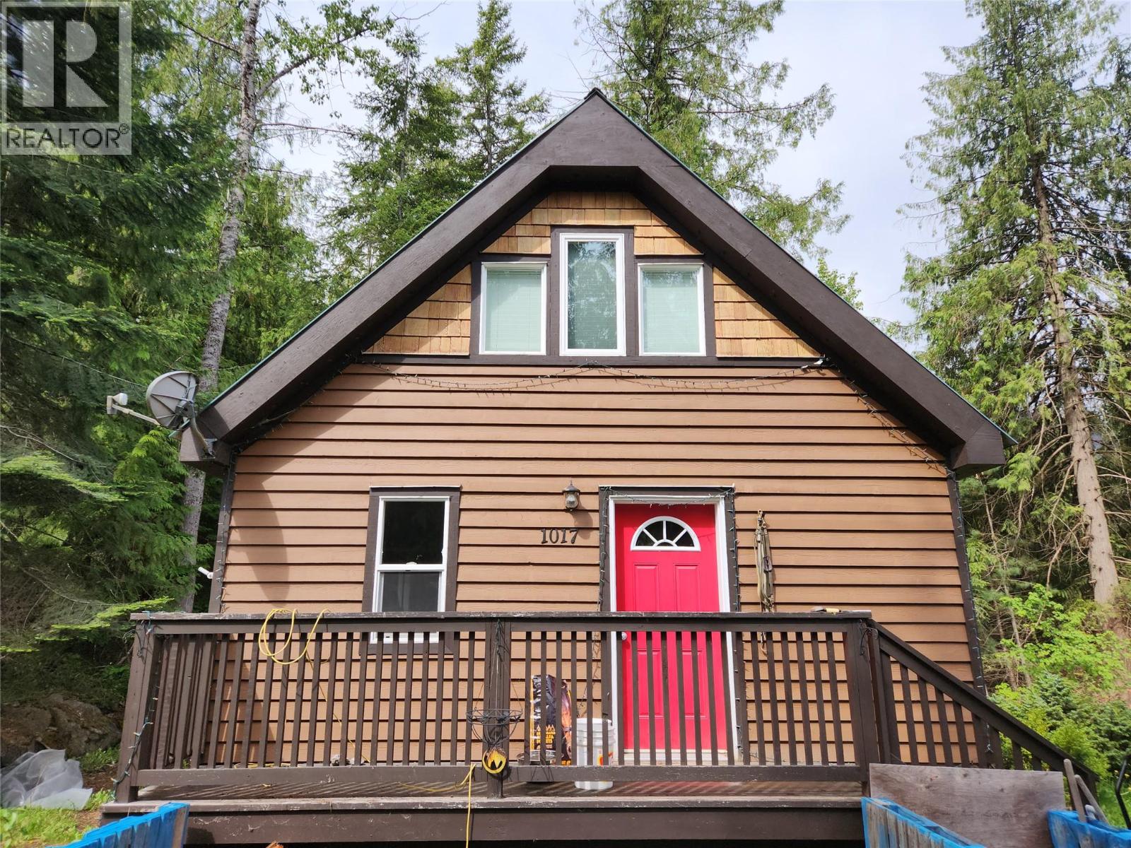 1017 Hume Street, Slocan, British Columbia  V0G 2C0 - Photo 15 - 10384776