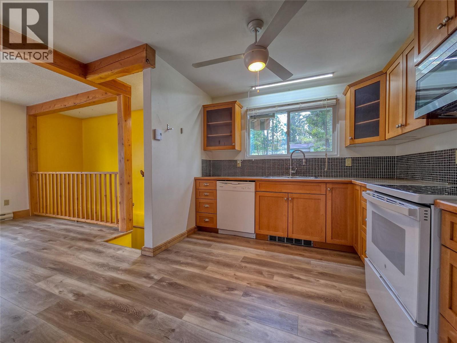 1502 10th Avenue, Invermere, British Columbia  v0a 1k0 - Photo 24 - 10382138