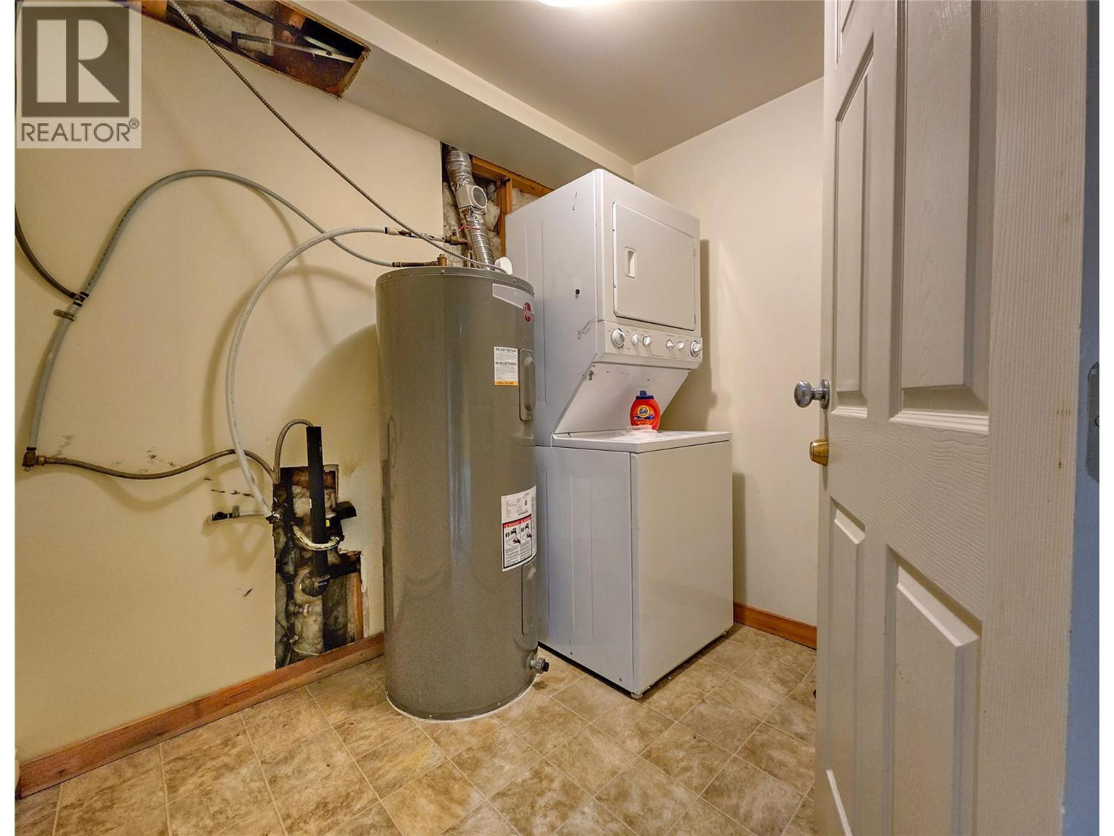 1502 10th Avenue, Invermere, British Columbia  v0a 1k0 - Photo 38 - 10382138