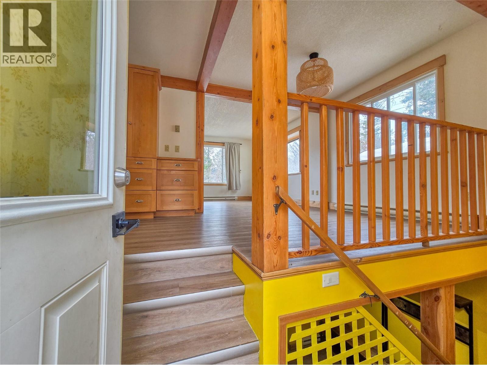 1502 10th Avenue, Invermere, British Columbia  v0a 1k0 - Photo 33 - 10382138