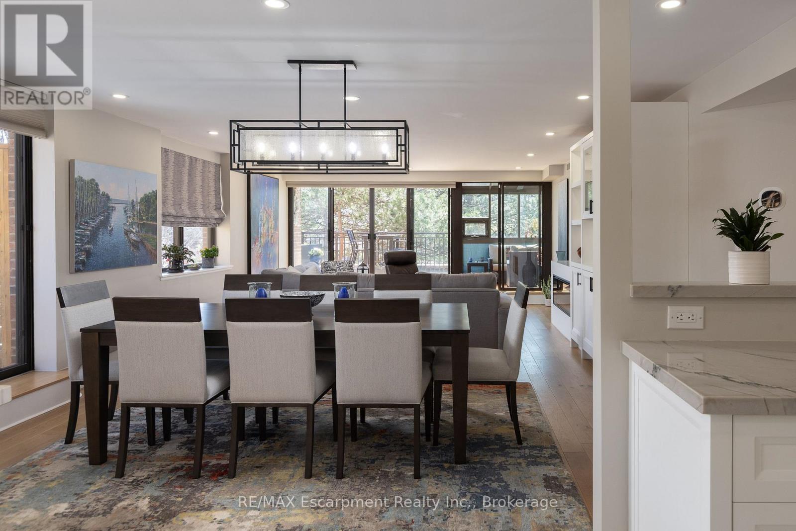 303 - 100 Lakeshore Road E, Oakville, Ontario  L6J 6M9 - Photo 10 - W13049720