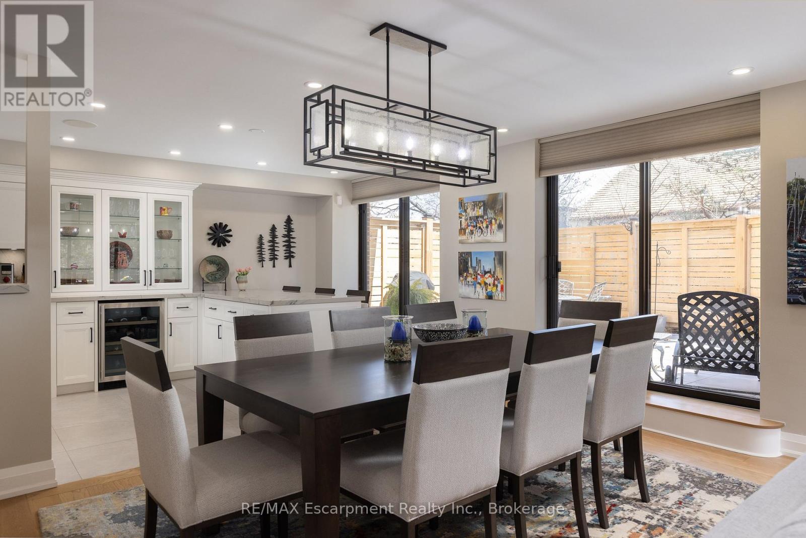 303 - 100 Lakeshore Road E, Oakville, Ontario  L6J 6M9 - Photo 11 - W13049720