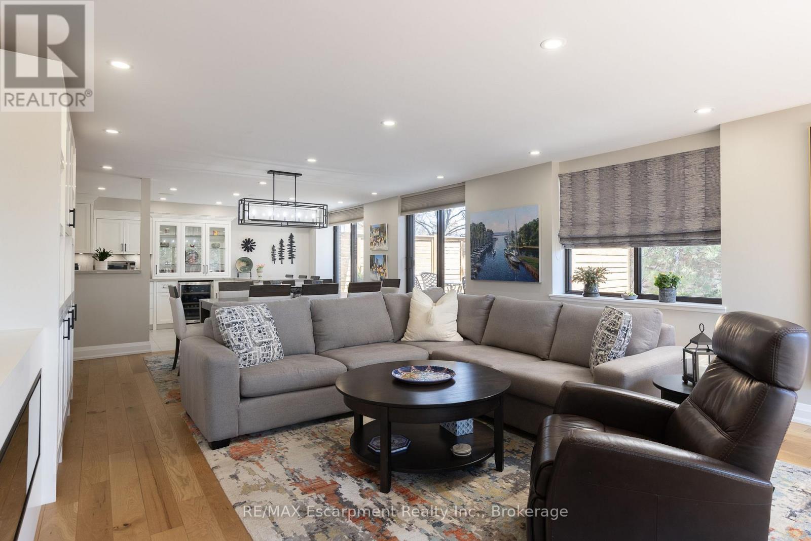 303 - 100 Lakeshore Road E, Oakville, Ontario  L6J 6M9 - Photo 14 - W13049720