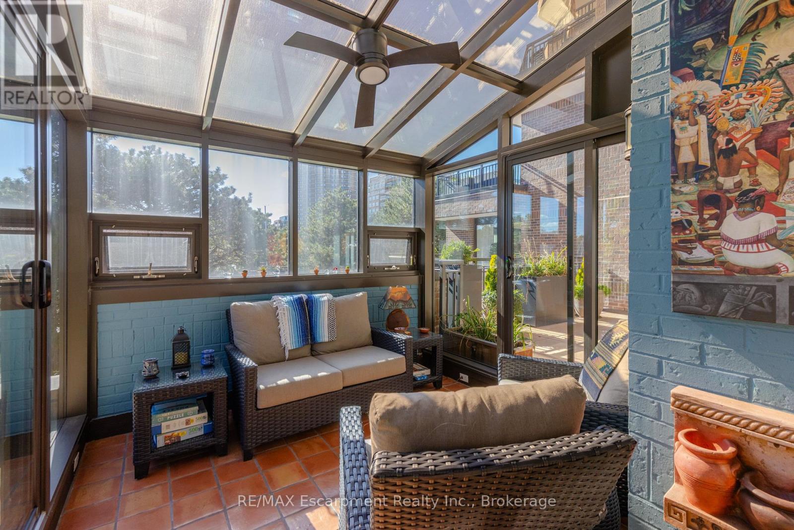 303 - 100 Lakeshore Road E, Oakville, Ontario  L6J 6M9 - Photo 15 - W13049720