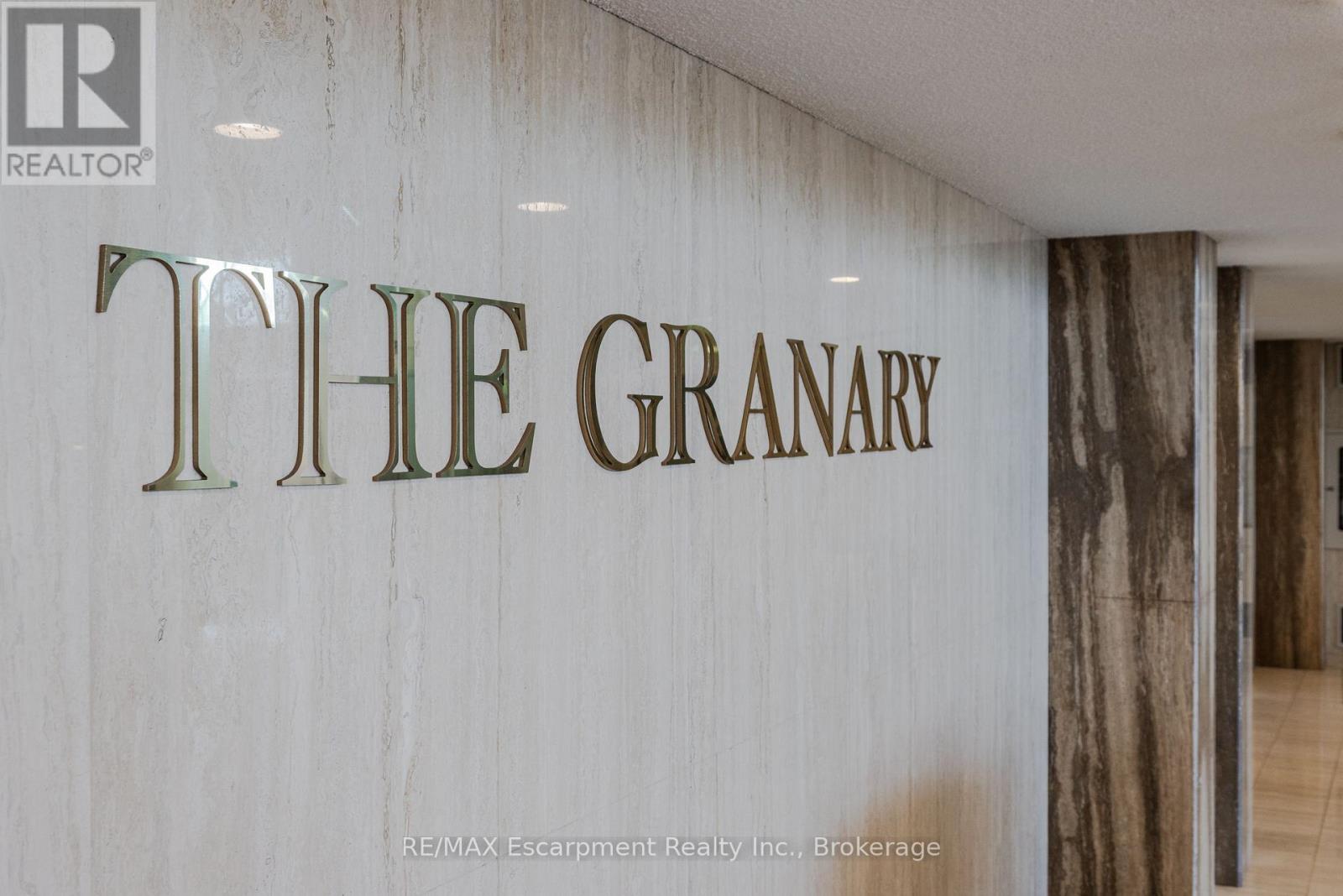 303 - 100 Lakeshore Road E, Oakville, Ontario  L6J 6M9 - Photo 28 - W13049720