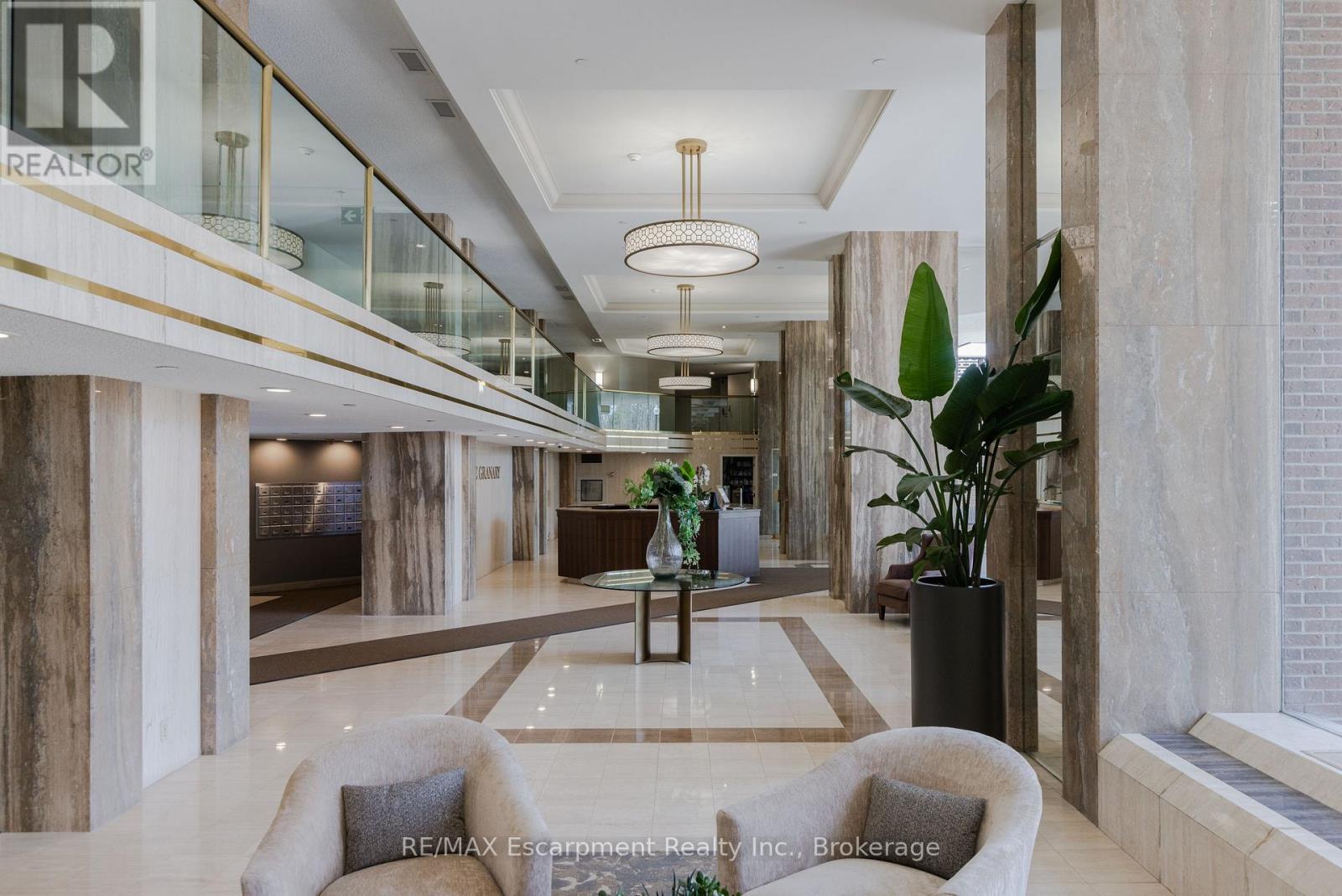 303 - 100 Lakeshore Road E, Oakville, Ontario  L6J 6M9 - Photo 29 - W13049720