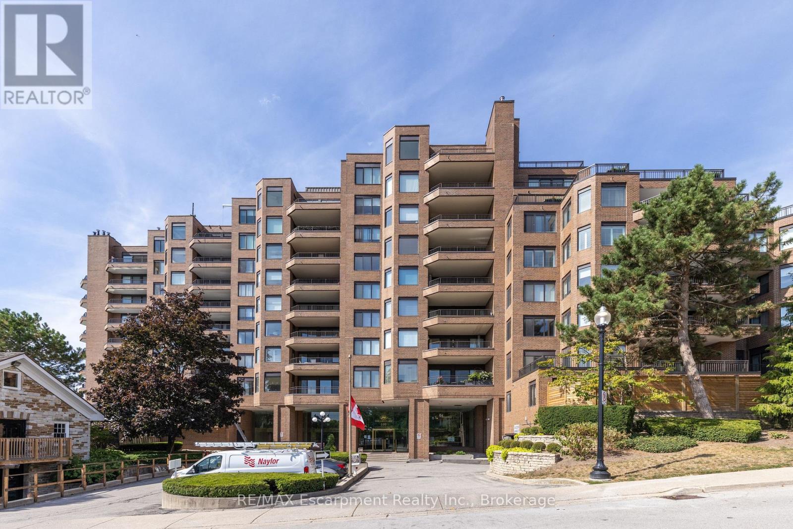 303 - 100 Lakeshore Road E, Oakville, Ontario  L6J 6M9 - Photo 31 - W13049720