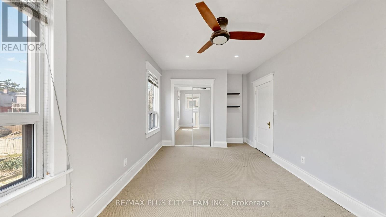 402 Woodbine Avenue, Toronto, Ontario  M4L 3P6 - Photo 19 - E13049100