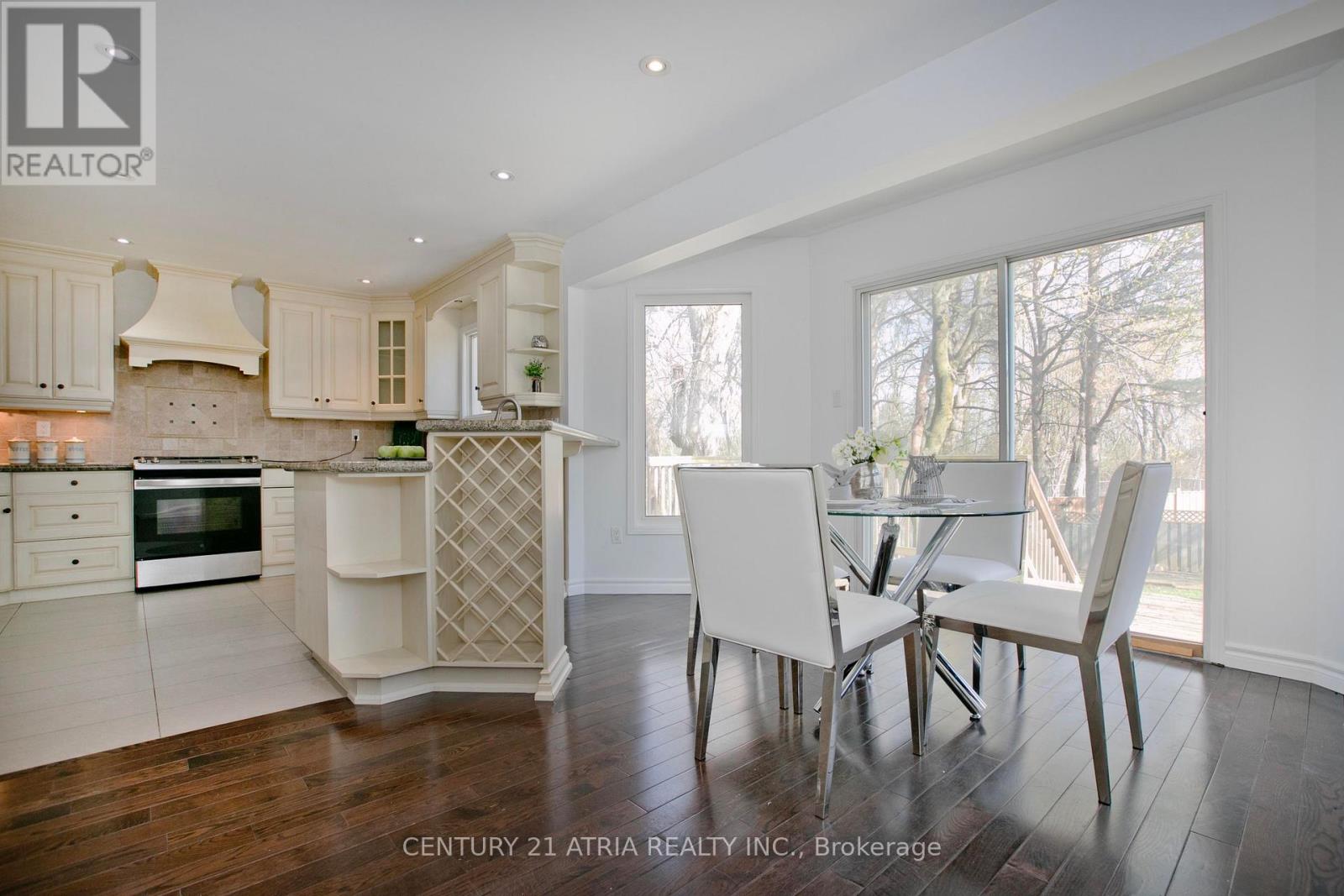 53 Conistan Road, Markham, Ontario  L3R 8K6 - Photo 8 - N13047668