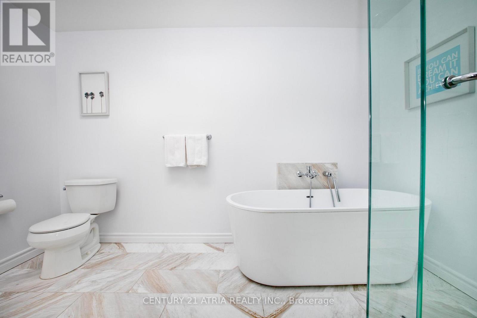 53 Conistan Road, Markham, Ontario  L3R 8K6 - Photo 20 - N13047668