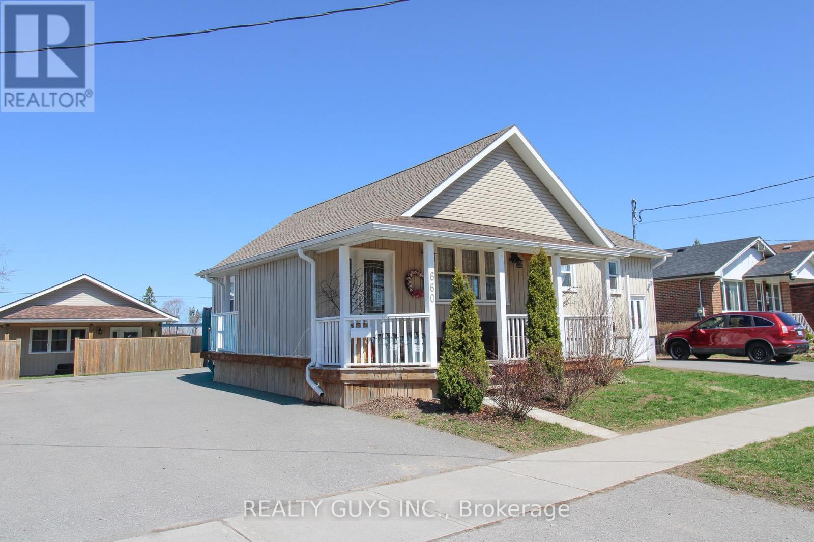 660 Orpington Road, Peterborough, Ontario  K9J 4A4 - Photo 1 - X12713566