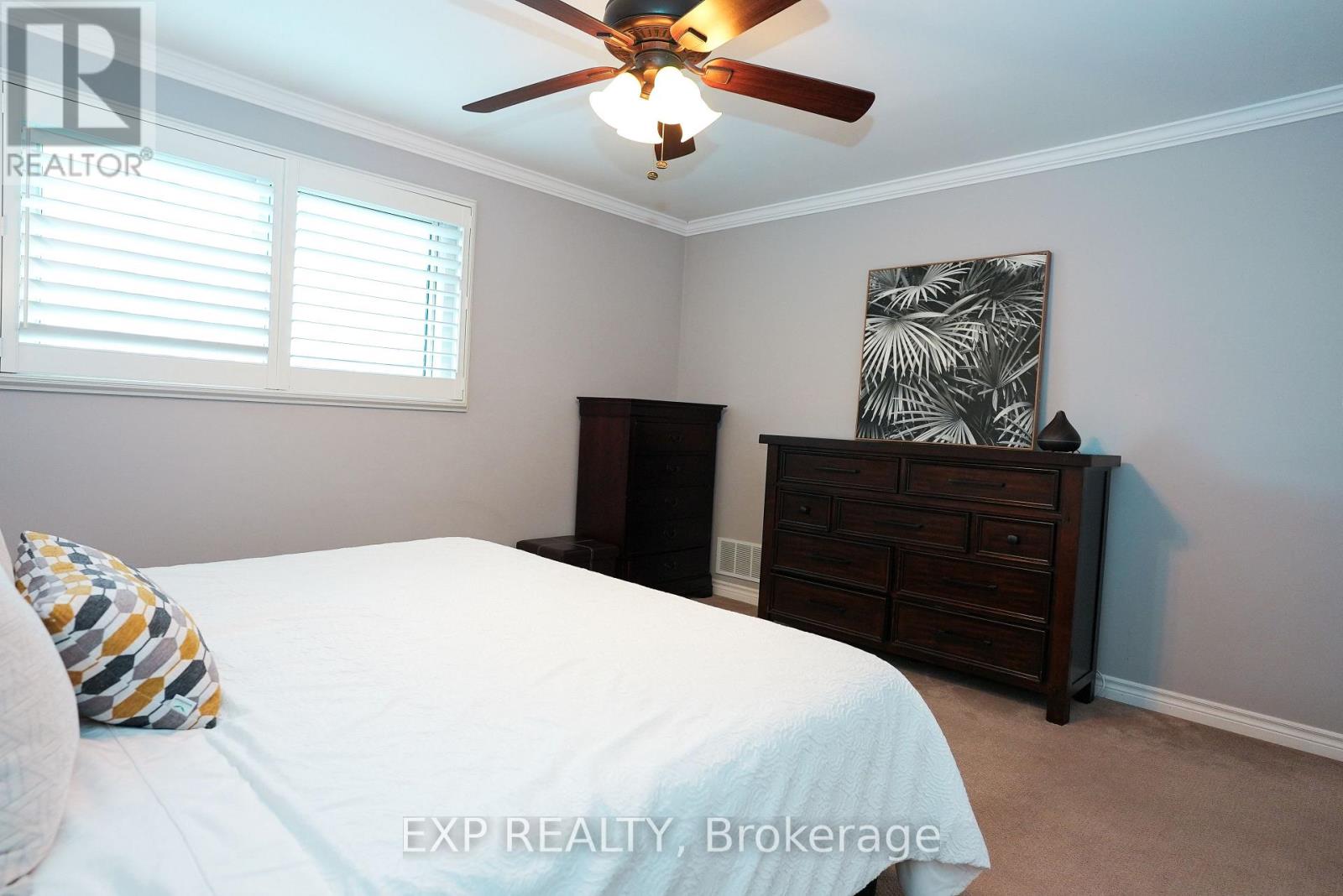 1266 Lakeview Drive, Oakville, Ontario  L6H 2M8 - Photo 17 - W13048806