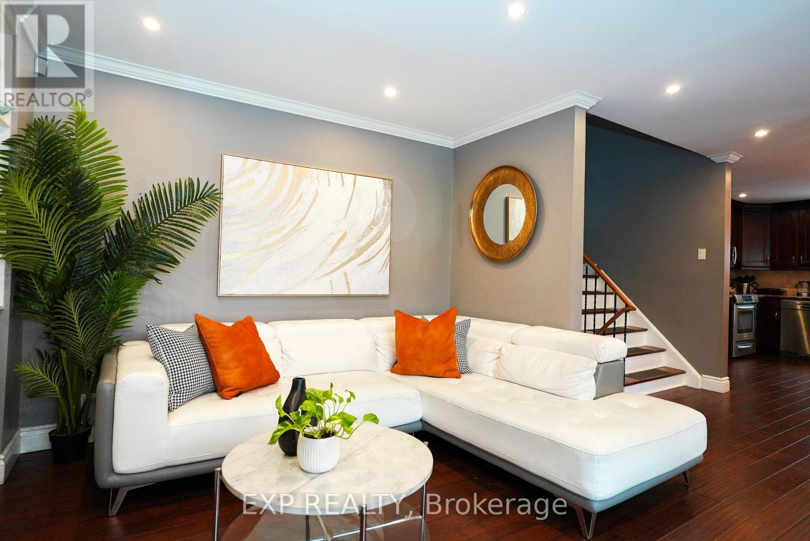 1266 Lakeview Drive, Oakville, Ontario  L6H 2M8 - Photo 5 - W13048806