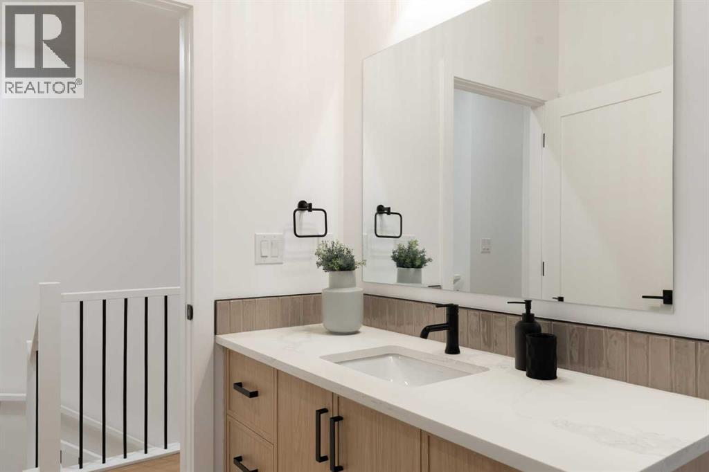 2, 8916 33 Avenue, Calgary, Alberta  T3B 1M6 - Photo 27 - A2300396