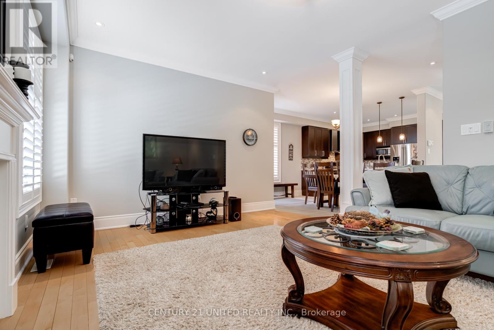 36 Auburn Court, Barrie (Ardagh), Ontario  L4N 6G9 - Photo 16 - S13049608