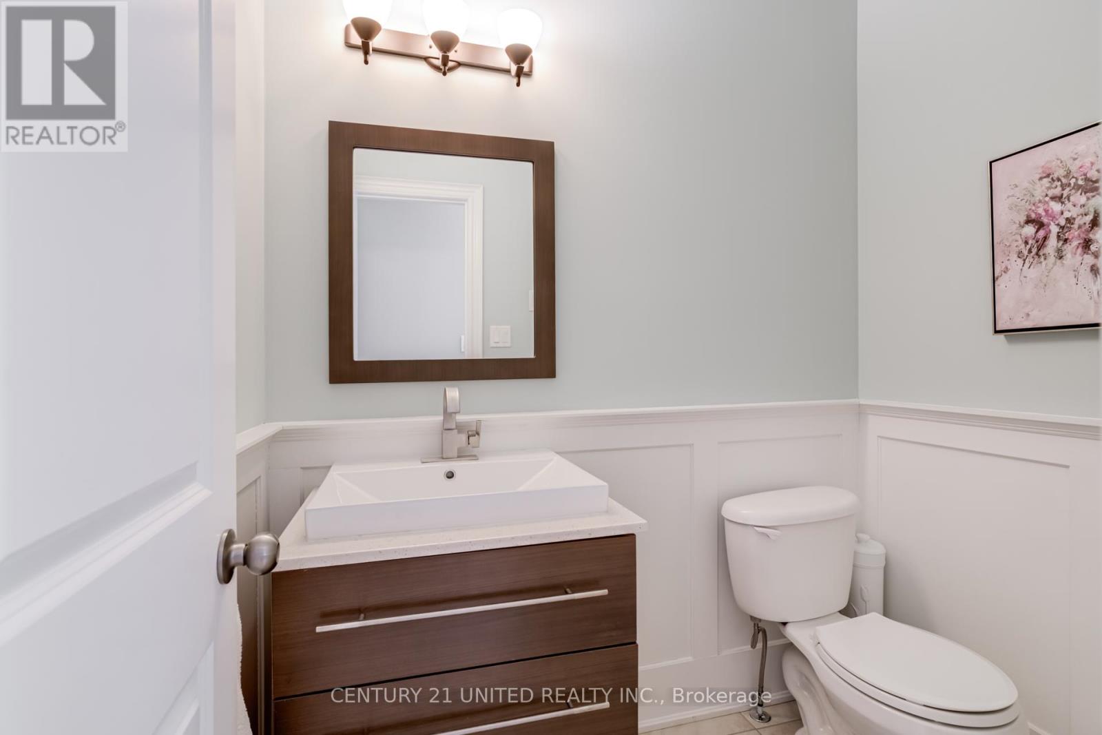 36 Auburn Court, Barrie (Ardagh), Ontario  L4N 6G9 - Photo 17 - S13049608