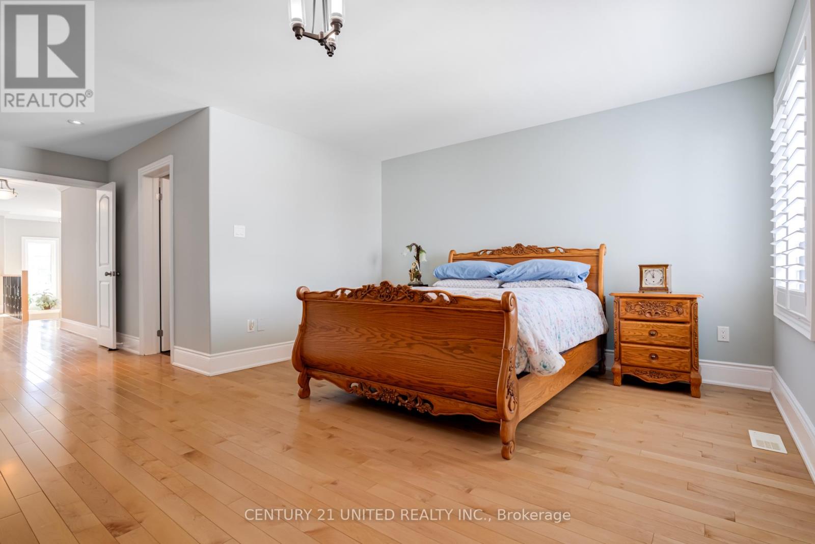 36 Auburn Court, Barrie (Ardagh), Ontario  L4N 6G9 - Photo 19 - S13049608