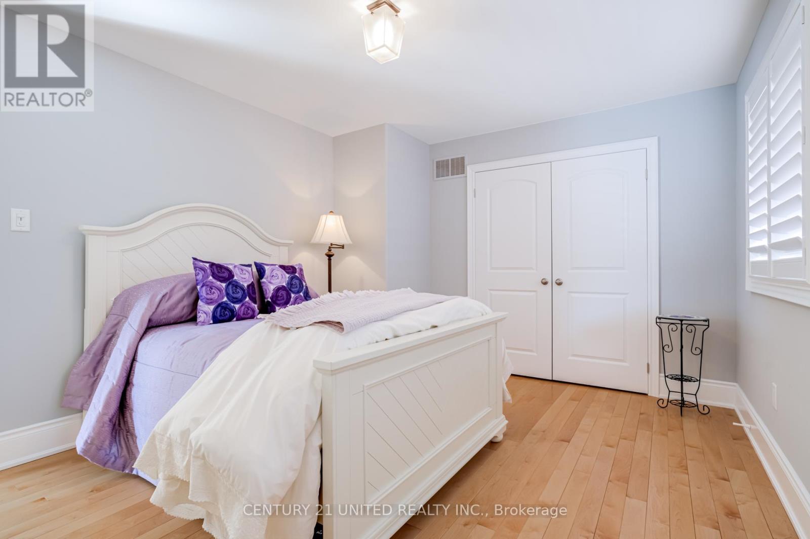 36 Auburn Court, Barrie (Ardagh), Ontario  L4N 6G9 - Photo 26 - S13049608