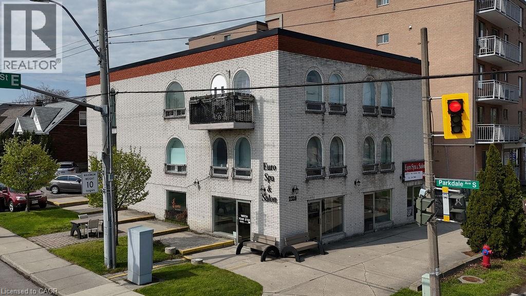 2328 KING Street E, Hamilton, Ontario