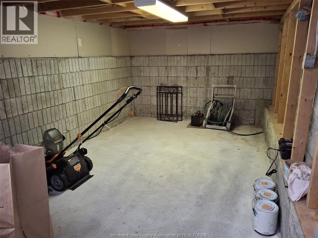 2352 Wellesley, Windsor, Ontario  N8W 2G2 - Photo 12 - 26009328