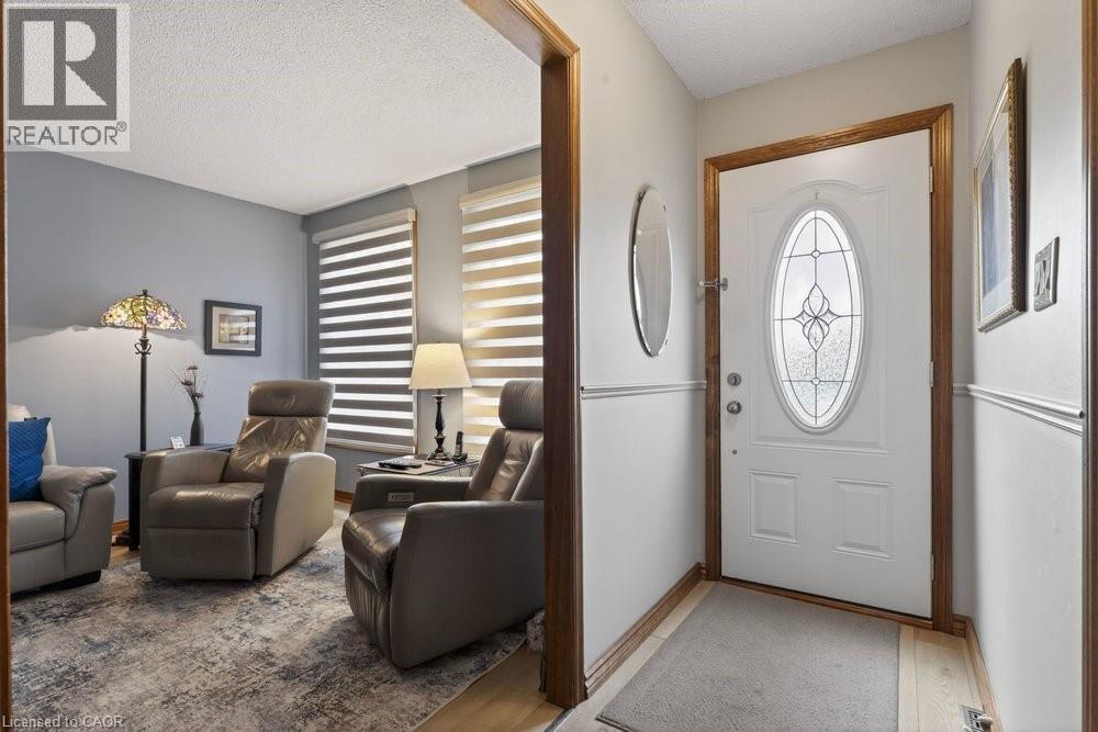 39 Cedardale Avenue, St. Catharines, Ontario  L2P 1B4 - Photo 4 - 40824547