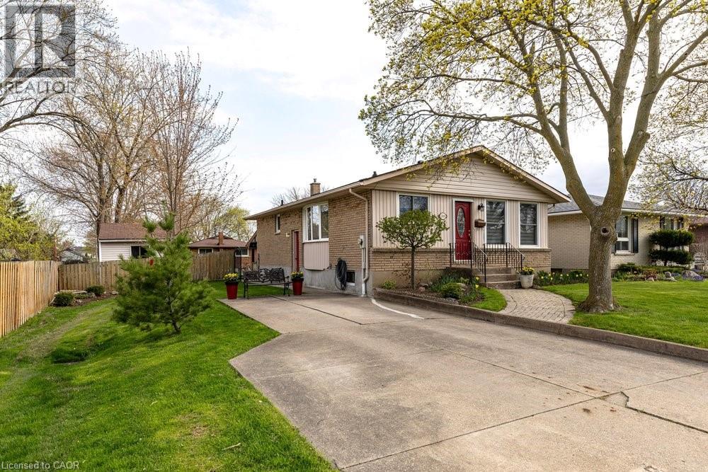 39 Cedardale Avenue, St. Catharines, Ontario  L2P 1B4 - Photo 3 - 40824547