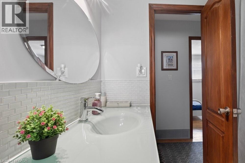 39 Cedardale Avenue, St. Catharines, Ontario  L2P 1B4 - Photo 25 - 40824547