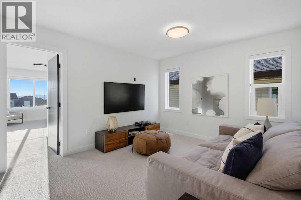 105 Heritage Boulevard, Cochrane, Alberta  T4C 3G8 - Photo 17 - A2299106