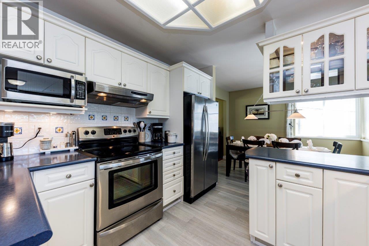 895 E 12th Street, North Vancouver, British Columbia  V7L 2L2 - Photo 10 - R3116069