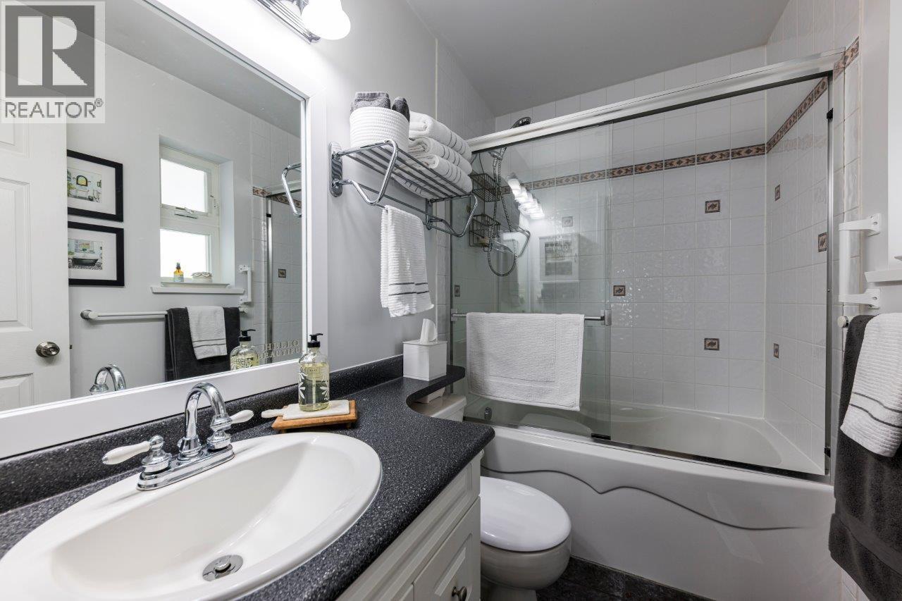 895 E 12th Street, North Vancouver, British Columbia  V7L 2L2 - Photo 19 - R3116069