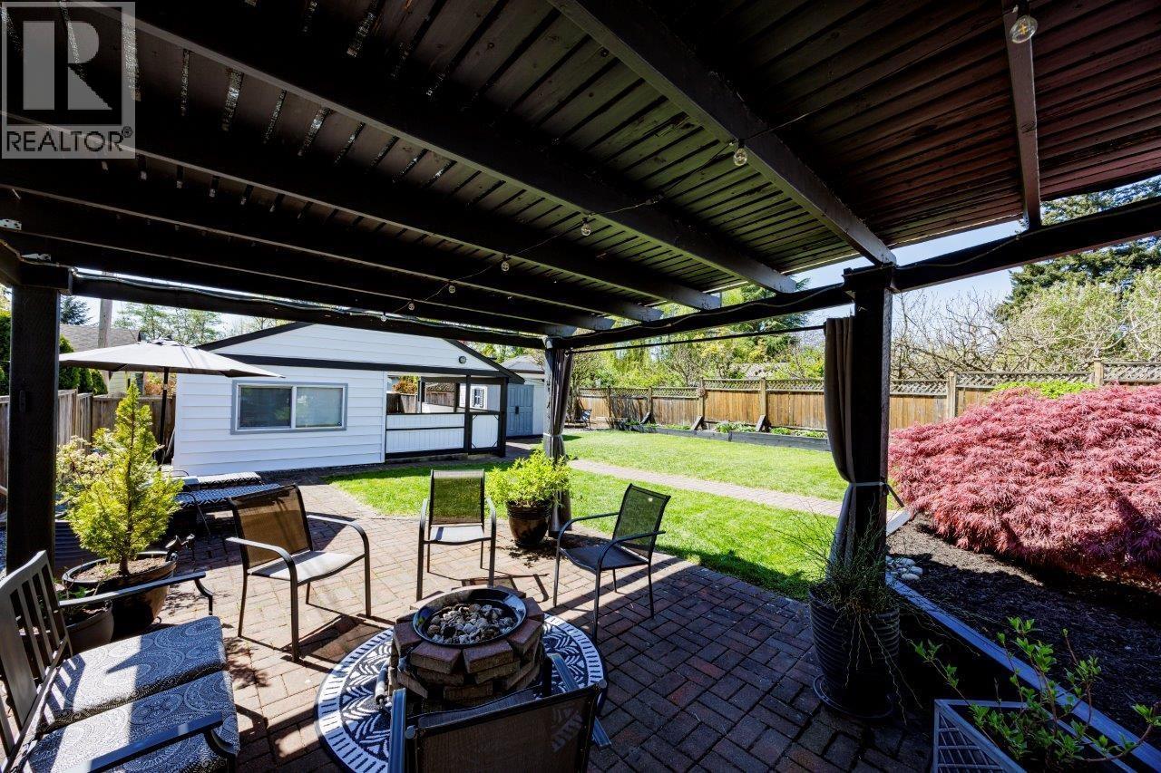 895 E 12th Street, North Vancouver, British Columbia  V7L 2L2 - Photo 36 - R3116069