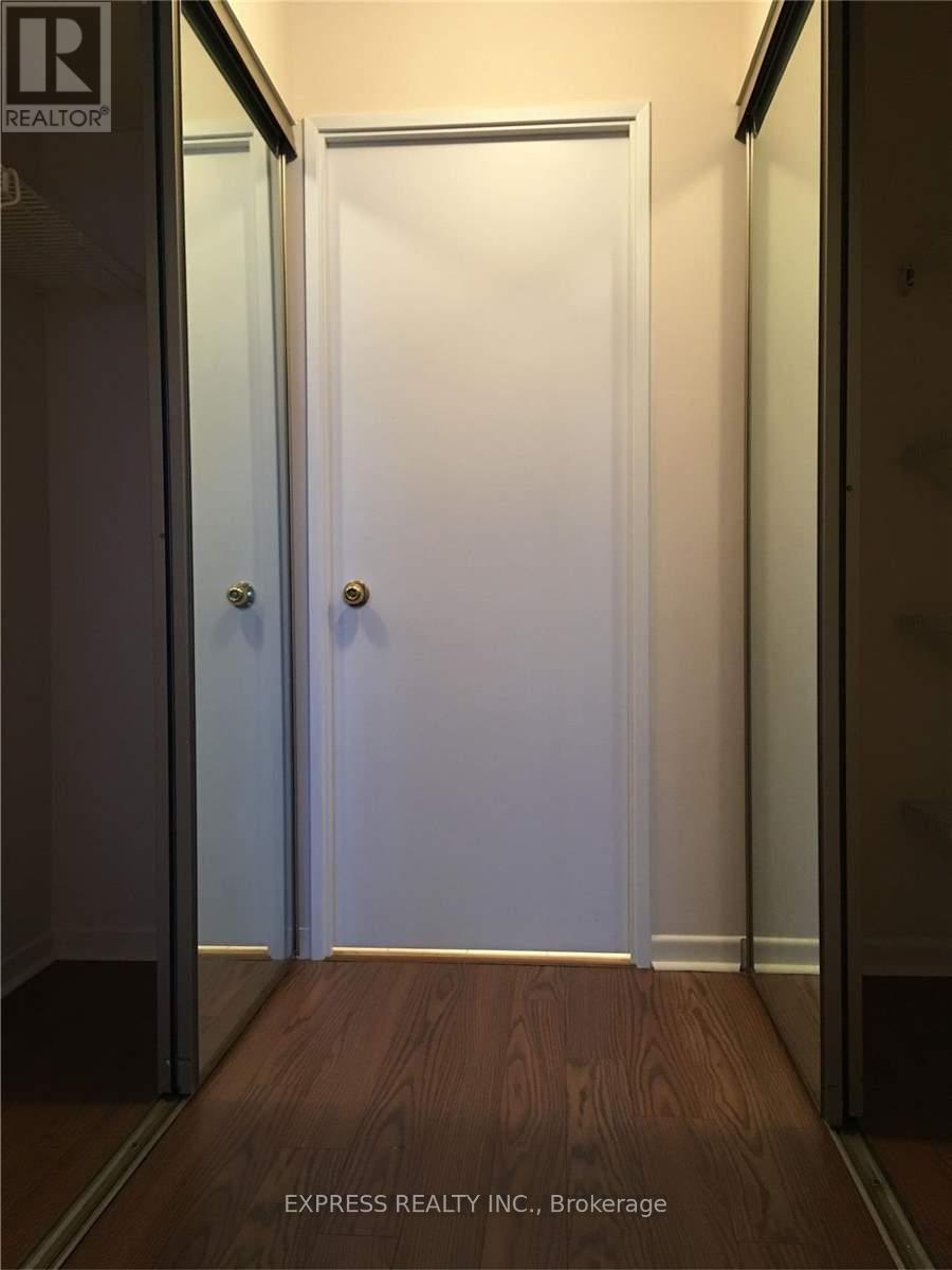 1615 - 44 St Joseph Street, Toronto, Ontario  M4Y 2W4 - Photo 8 - C13049644