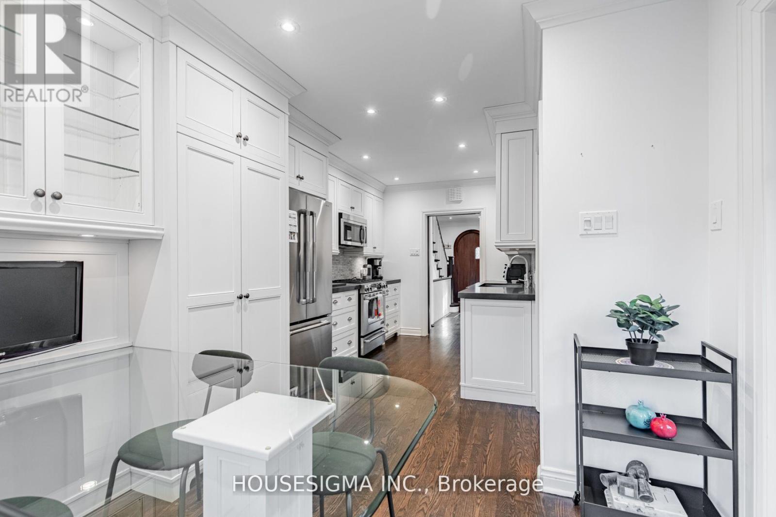 110 Wembley Road, Toronto, Ontario  M6C 2G6 - Photo 16 - C13049692