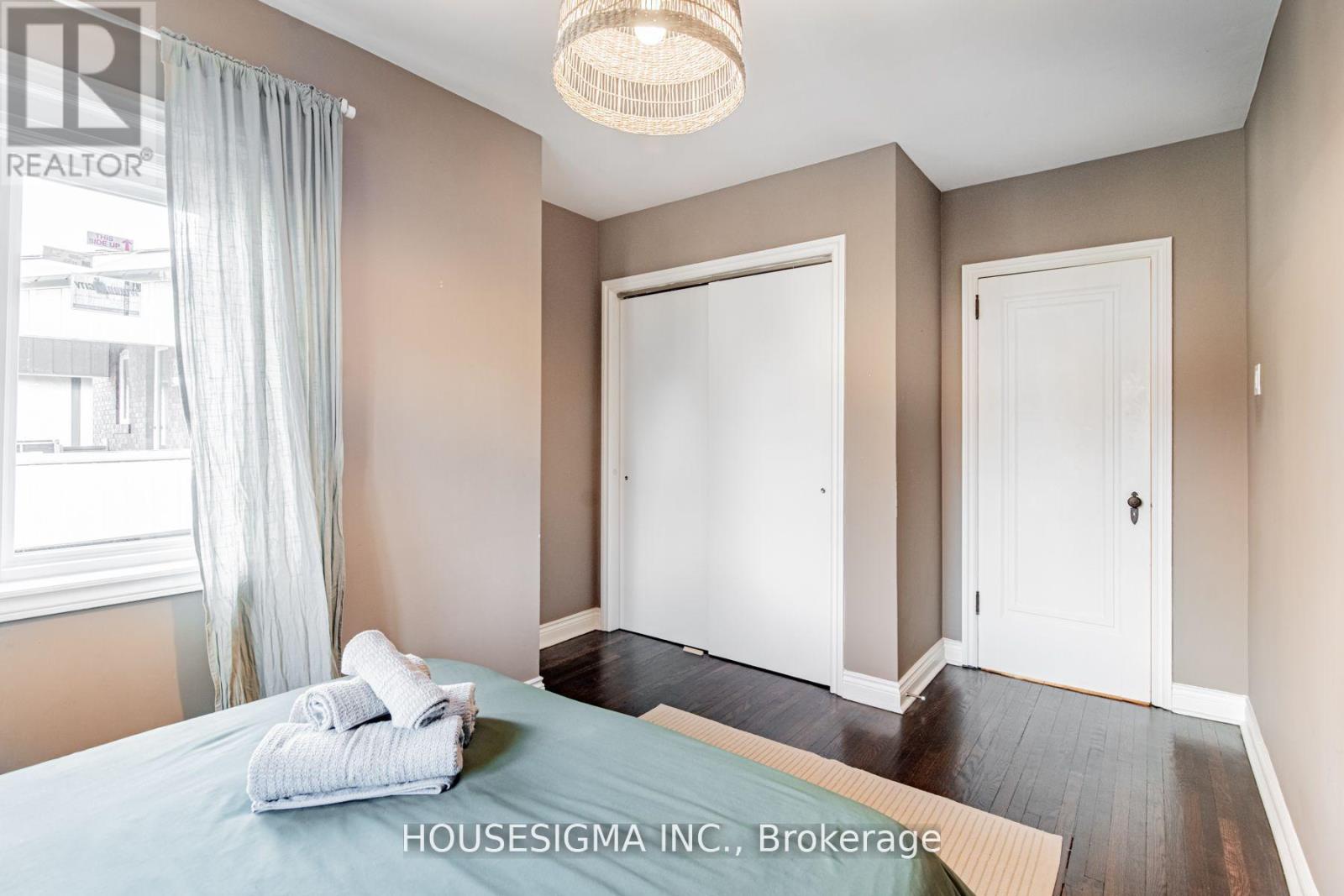 110 Wembley Road, Toronto, Ontario  M6C 2G6 - Photo 20 - C13049692