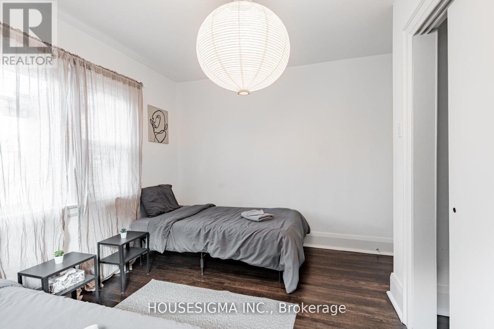 110 Wembley Road, Toronto, Ontario  M6C 2G6 - Photo 26 - C13049692