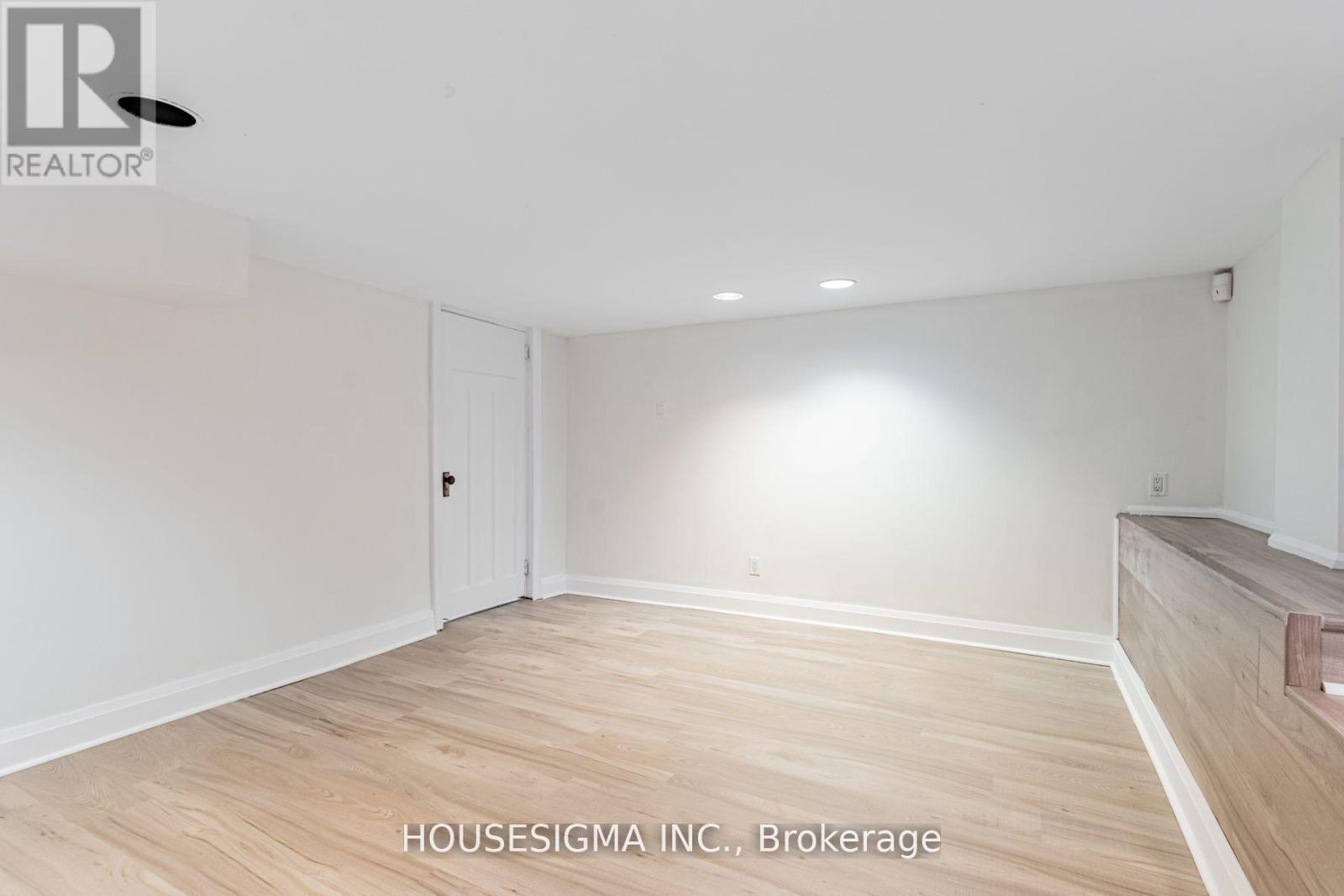 110 Wembley Road, Toronto, Ontario  M6C 2G6 - Photo 30 - C13049692