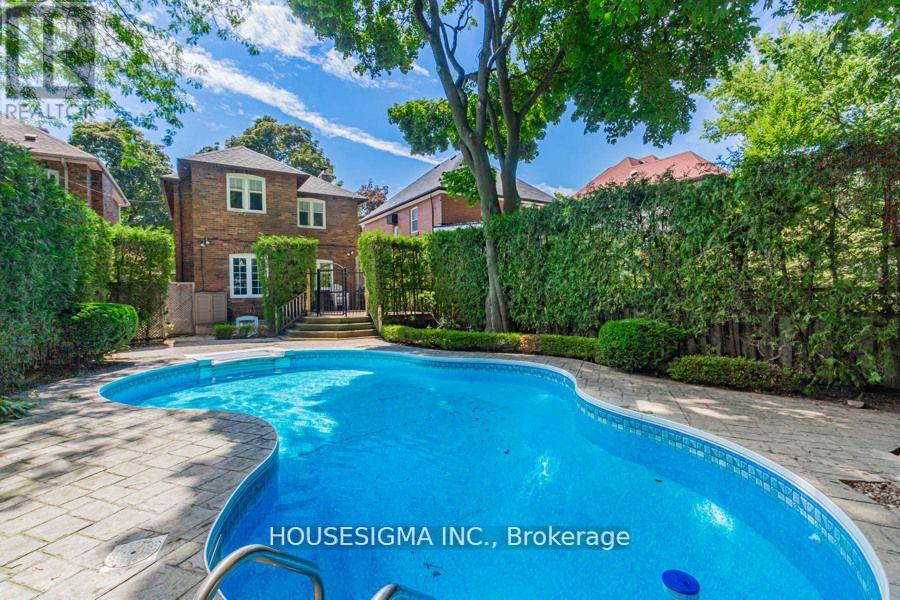 110 Wembley Road, Toronto, Ontario  M6C 2G6 - Photo 36 - C13049692