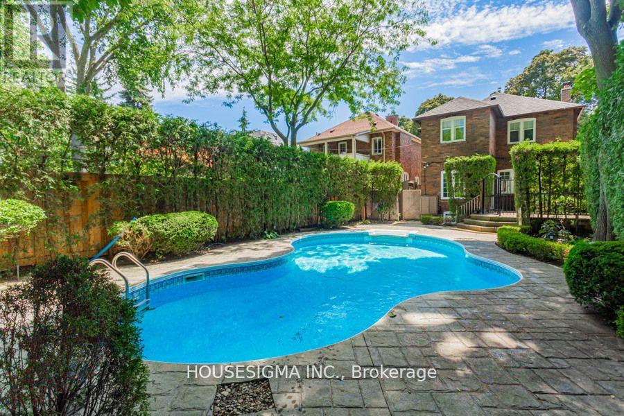 110 Wembley Road, Toronto, Ontario  M6C 2G6 - Photo 37 - C13049692