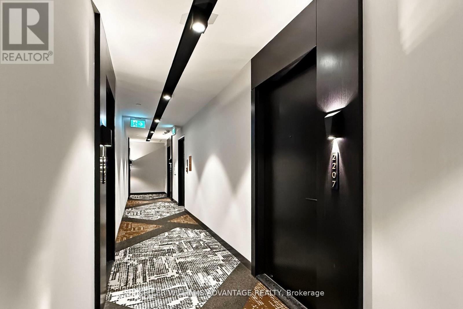 2207 - 470 Front Street W, Toronto, Ontario  M5V 0V6 - Photo 2 - C13049736