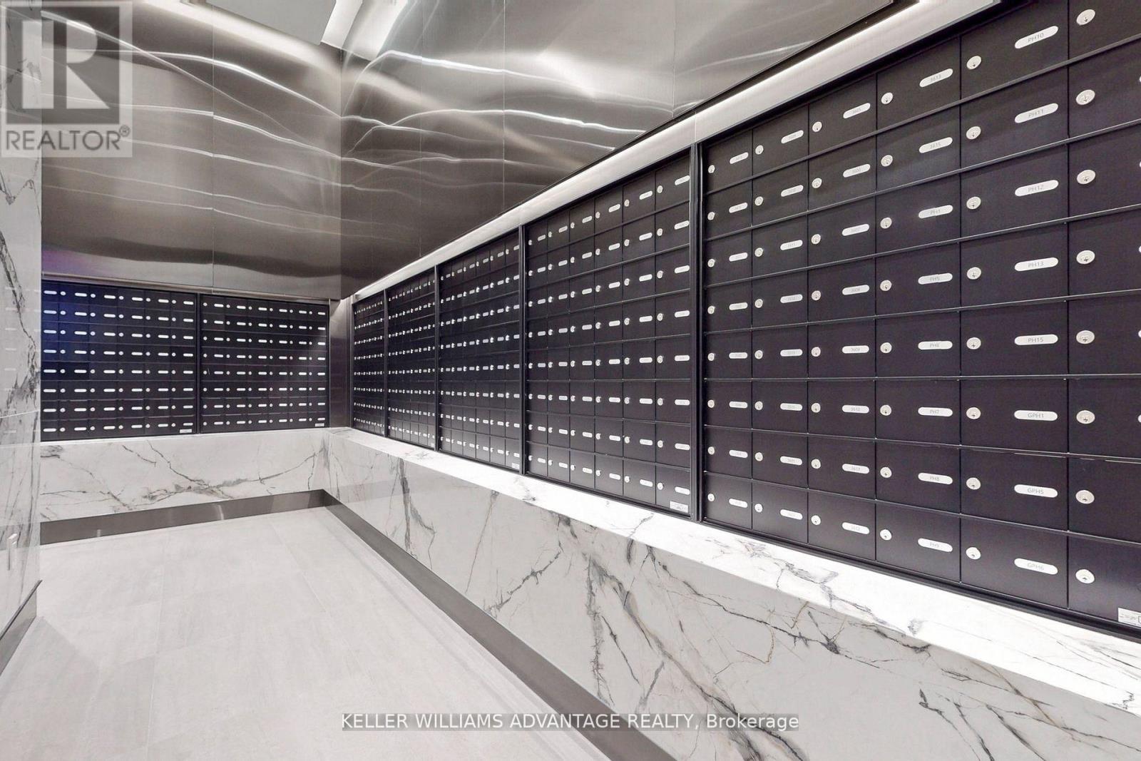 2207 - 470 Front Street W, Toronto, Ontario  M5V 0V6 - Photo 21 - C13049736