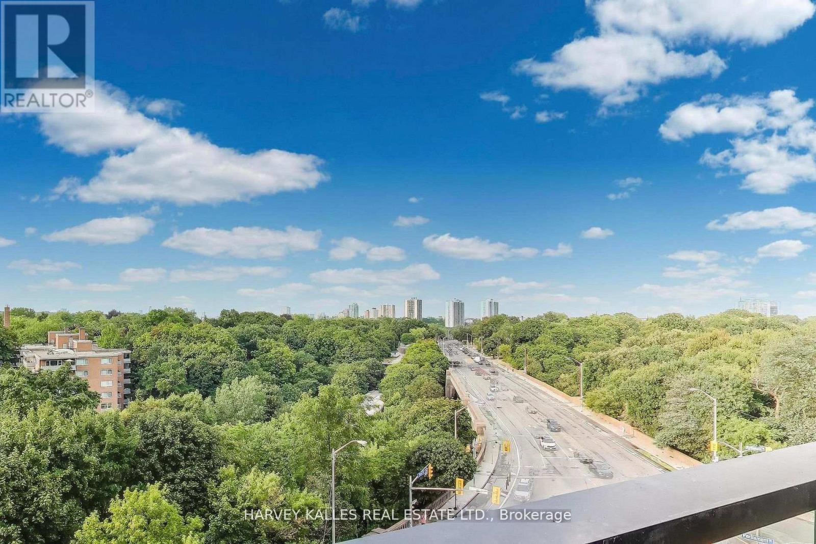 515 - 585 Bloor Street E, Toronto, Ontario  M4W 0B3 - Photo 11 - C13049740