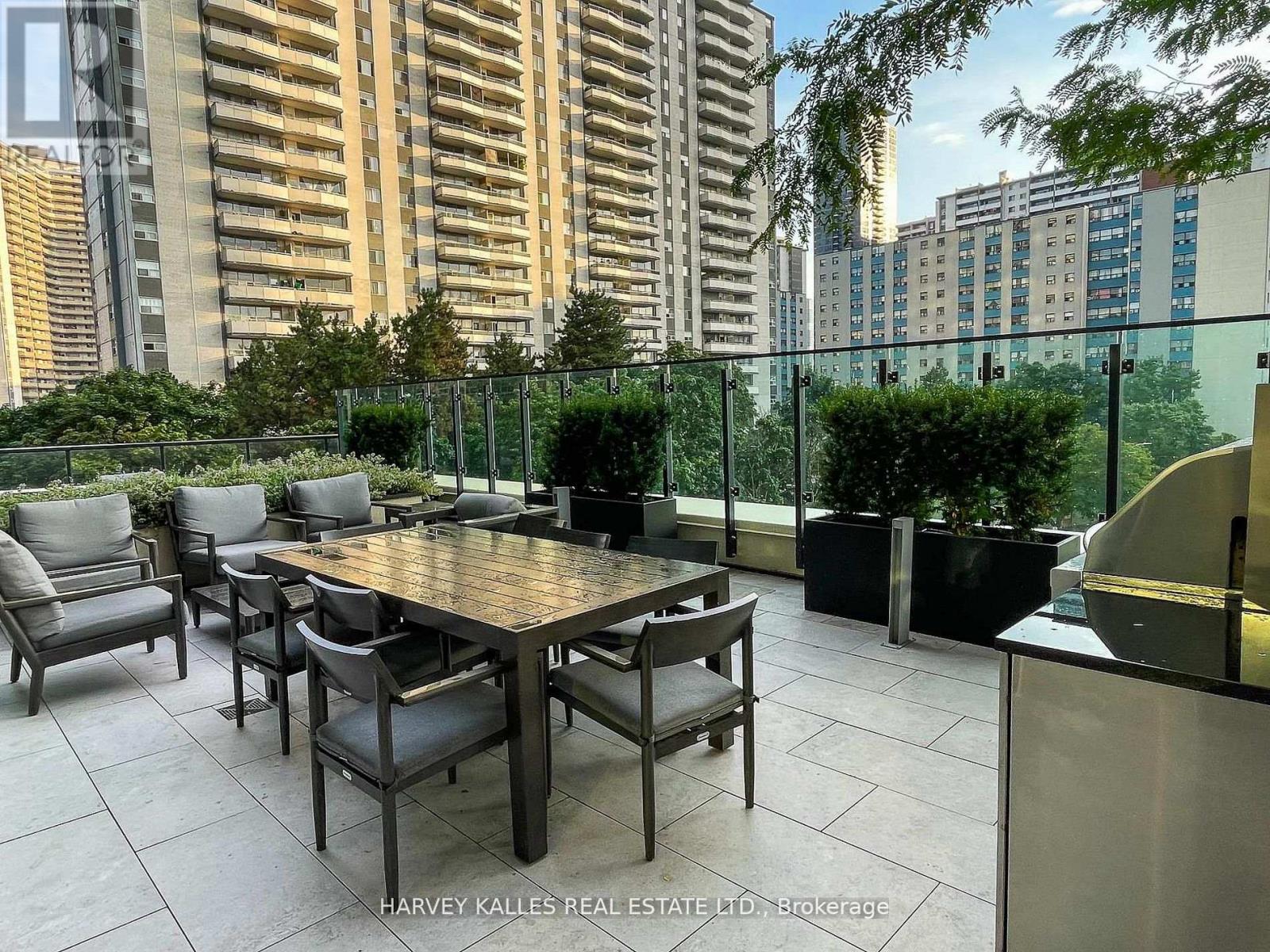 515 - 585 Bloor Street E, Toronto, Ontario  M4W 0B3 - Photo 16 - C13049740