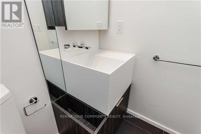 2811 - 1 Bloor Street E, Toronto (Church-Yonge Corridor), Ontario  M4W 1A9 - Photo 11 - C13049760