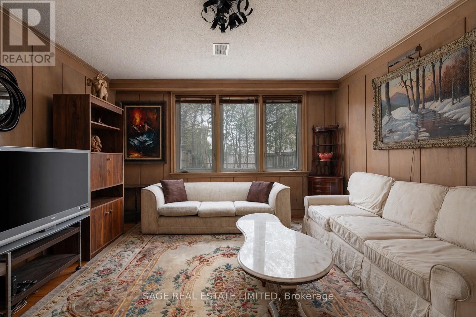 9 Hawksbury Drive, Toronto, Ontario  M2K 1M2 - Photo 11 - C13049764