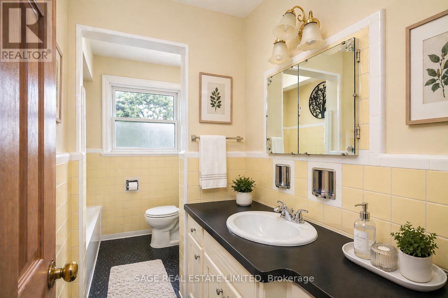 9 Hawksbury Drive, Toronto, Ontario  M2K 1M2 - Photo 19 - C13049764